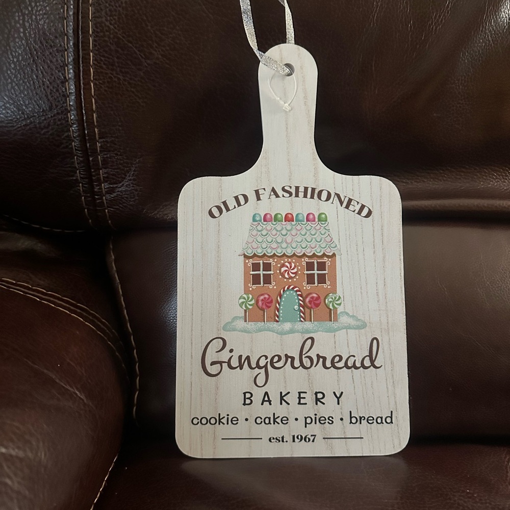 Gingerbread Bakery Decorative Board